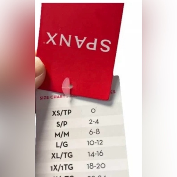 NWT Spanx Black Camo Bike Shorts With Stretch Fit Size M Sku#120 - Picture 5 of 6